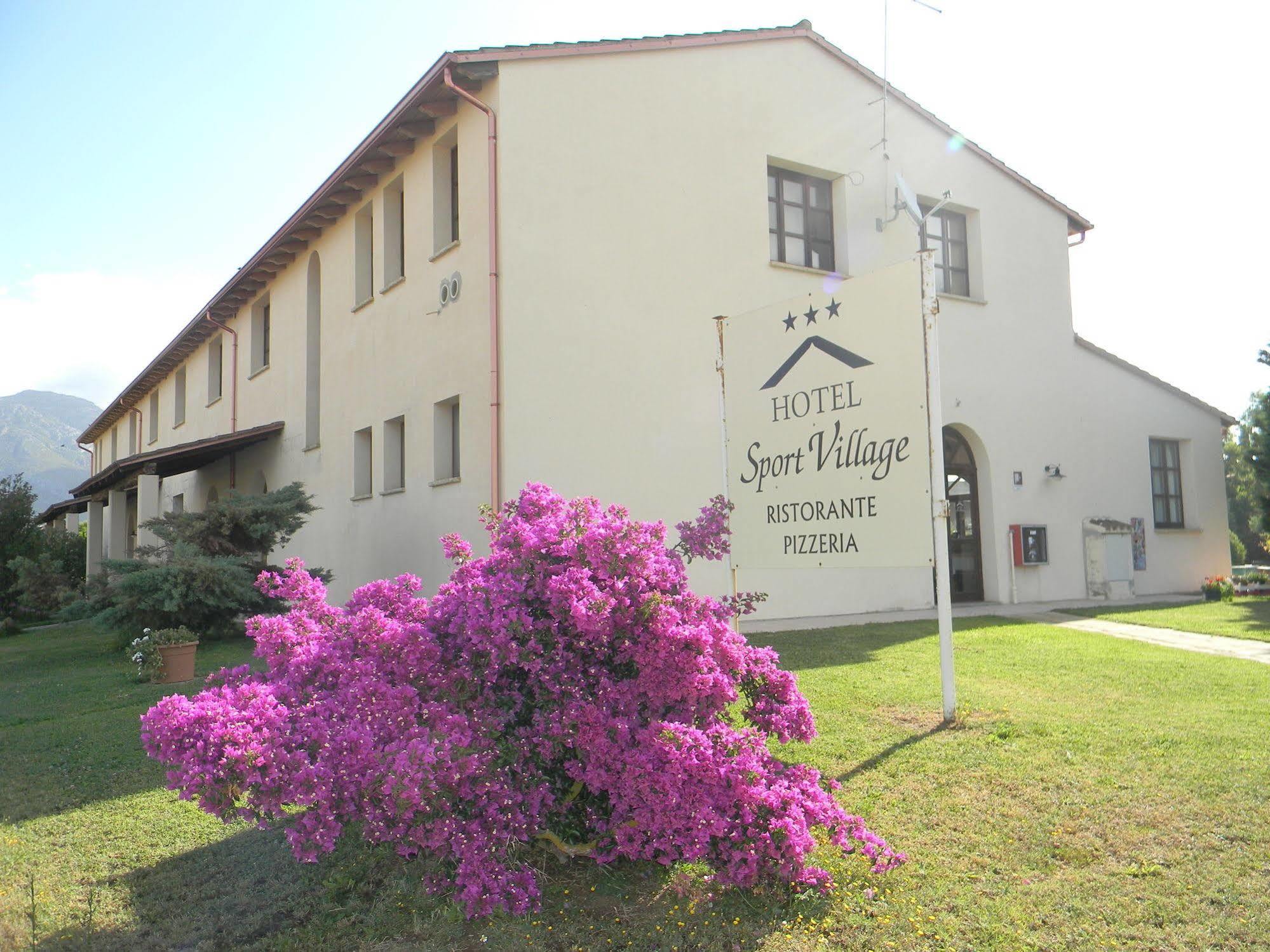 Hotel Sport Village Iglesias Exterior foto